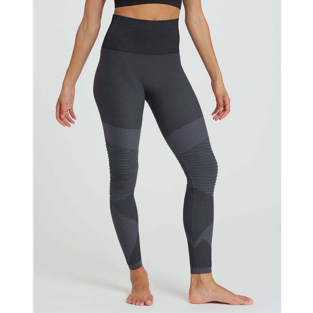 SPANX Shapewear NWT size S Look at Me Seamless Moto leggings style 50193 in blac